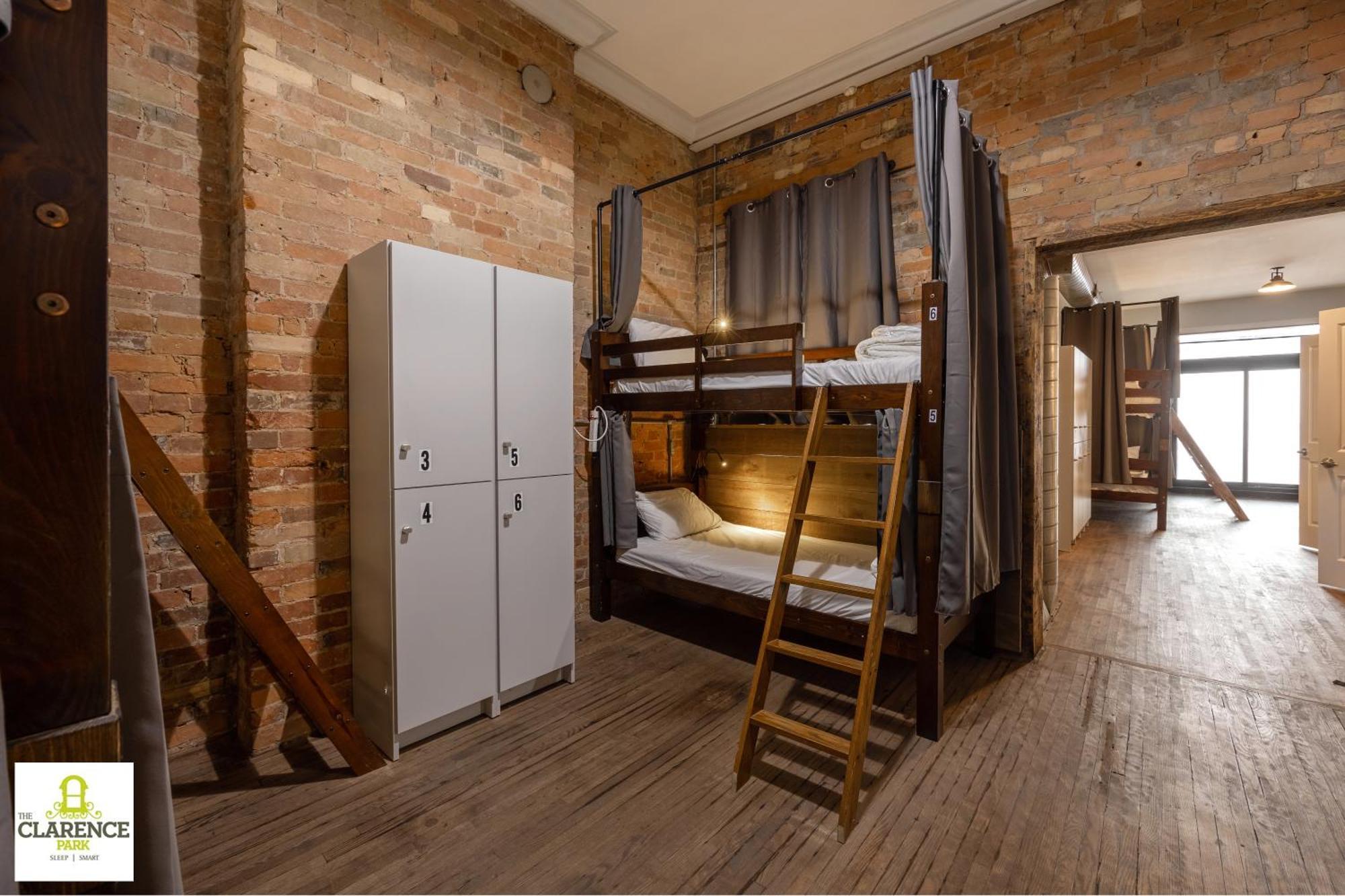 Bed 14 Bed Female Dormitory Room